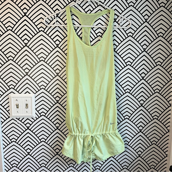 Nike athletic tank top, lemon, yellow small to medium JESSICA - Picture 1 of 4
